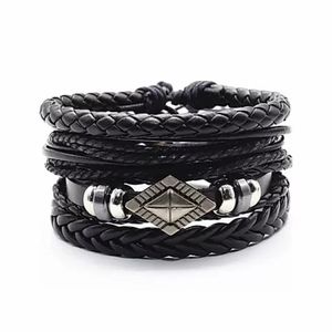SMOKEY COLLECTION LEATHER & BEADZ●Shield